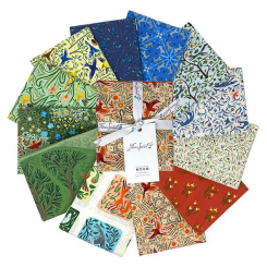 Backyard Wonder Fat Quarter Bundle 