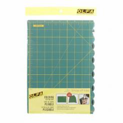 Folding Cutting Mat 12in x 17in 